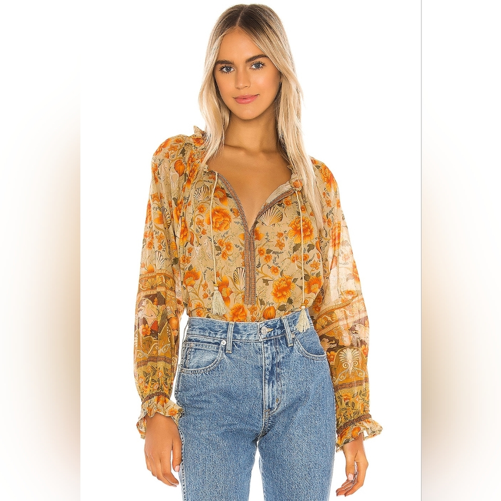 SPELL New without tags Seashell blouse S
